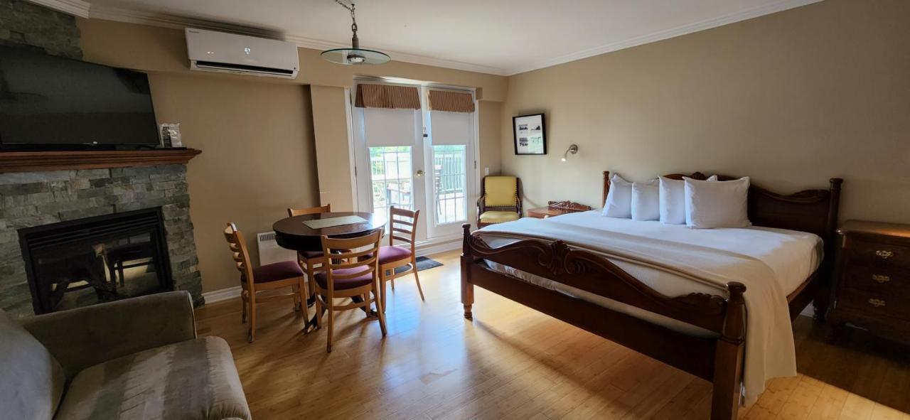 Hotel St-Sauveur Saint-Sauveur-des-Monts Esterno foto
